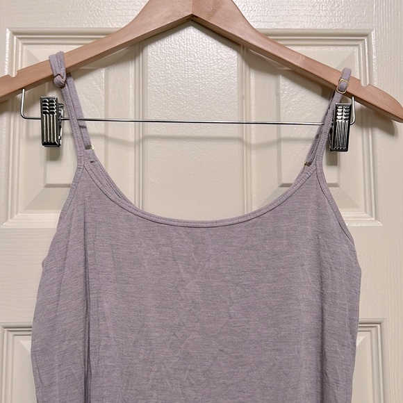 Victoria’s Secret Soft Mauve Cami with Built-in Bra Size M - Picture 2 of 6